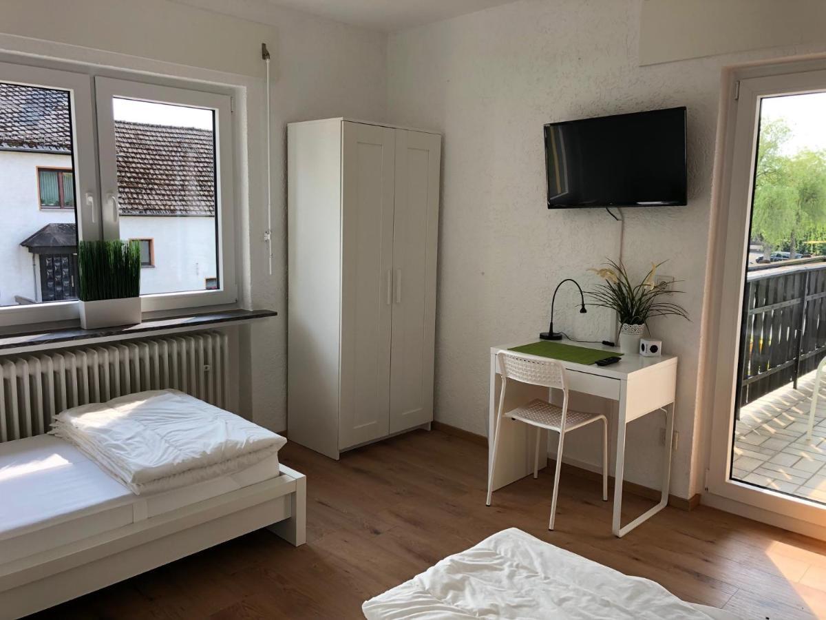 Big Ben'S Guesthouse Müllenbach Extérieur photo